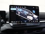 Volkswagen T-Roc R-Line First Edition 1.5 eTSI 150 PK | Black style | Trekhaak | Camera | App connect |