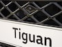 Volkswagen Tiguan R-Line Edition 1.5 eHybrid 272 PK | Navigatie | Trekhaak | LED Matrix | Panoramadak |