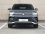 Volkswagen Tiguan R-Line Edition 1.5 eHybrid 272 PK | Navigatie | Trekhaak | LED Matrix | Panoramadak |