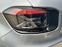 Jeep Avenger 1.2T e-Hybrid 100pk Aut Longitude Trekhaak 1100KG | Stoelverwarming | Dealer Onderhouden | Voorruitverwarming | Navigatie