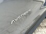 Jeep Avenger 1.2T e-Hybrid 100pk Aut Longitude Trekhaak 1100KG | Stoelverwarming | Dealer Onderhouden | Voorruitverwarming | Navigatie