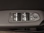 Renault Captur TCe 140 EDC Automaat Intens | Pack EASY LINK navigatie met Apple CarPlay & Android Auto | Climate Control | Two-tone metaalkleur | Ruimtebesparend reservewiel (max. 80km/u) | 17 inch lichtmetalen velgen |