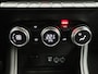 Renault Captur TCe 140 EDC Automaat Intens | Pack EASY LINK navigatie met Apple CarPlay & Android Auto | Climate Control | Two-tone metaalkleur | Ruimtebesparend reservewiel (max. 80km/u) | 17 inch lichtmetalen velgen |
