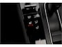 Porsche Macan 2.0 T Luchtv Burmester Sport Chrono ACC Stuurverw 21"
