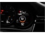 Porsche Macan 2.0 T Luchtv Burmester Sport Chrono ACC Stuurverw 21"