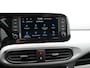 Hyundai i10 4 zits 1.0 Premium | Apple carplay | Navigatie | Achteruitrij camera | Parkeersensoren achter | Bluetooth | Connected services | Cruise control | Armleuning bestuurder | Spraakbediening |