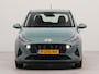 Hyundai i10 4 zits 1.0 Premium | Apple carplay | Navigatie | Achteruitrij camera | Parkeersensoren achter | Bluetooth | Connected services | Cruise control | Armleuning bestuurder | Spraakbediening |