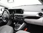 Hyundai i10 4 zits 1.0 Premium | Apple carplay | Navigatie | Achteruitrij camera | Parkeersensoren achter | Bluetooth | Connected services | Cruise control | Armleuning bestuurder | Spraakbediening |