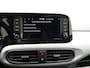 Hyundai i10 4 zits 1.0 Premium | Apple carplay | Navigatie | Achteruitrij camera | Parkeersensoren achter | Bluetooth | Connected services | Cruise control | Armleuning bestuurder | Spraakbediening |