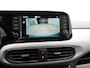 Hyundai i10 4 zits 1.0 Premium | Apple carplay | Navigatie | Achteruitrij camera | Parkeersensoren achter | Bluetooth | Connected services | Cruise control | Armleuning bestuurder | Spraakbediening |