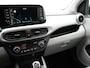 Hyundai i10 4 zits 1.0 Premium | Apple carplay | Navigatie | Achteruitrij camera | Parkeersensoren achter | Bluetooth | Connected services | Cruise control | Armleuning bestuurder | Spraakbediening |