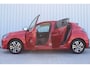 Peugeot 208 1.2 PureTech Allure | Incl. 12 maanden garantie | Cruise control | Apple Carplay/Android Auto | Trekhaak | Parkeercamera | Navigatie | rijstrooksensor | 100% dealer onderhouden | Nieuwe riem |