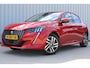 Peugeot 208 1.2 PureTech Allure | Incl. 12 maanden garantie | Cruise control | Apple Carplay/Android Auto | Trekhaak | Parkeercamera | Navigatie | rijstrooksensor | 100% dealer onderhouden | Nieuwe riem |