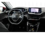 Peugeot 208 1.2 PureTech Allure | Incl. 12 maanden garantie | Cruise control | Apple Carplay/Android Auto | Trekhaak | Parkeercamera | Navigatie | rijstrooksensor | 100% dealer onderhouden | Nieuwe riem |