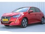 Peugeot 208 1.2 PureTech Allure | Incl. 12 maanden garantie | Cruise control | Apple Carplay/Android Auto | Trekhaak | Parkeercamera | Navigatie | rijstrooksensor | 100% dealer onderhouden | Nieuwe riem |