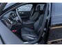 Volvo V60 T6 Plug-in hybrid AWD Essential | Google | Long Range | Adaptieve Cruise Control | Stoelverwarming Voor + Achter | Lederen Bekleding | Zwarte Hemelbekleding | Stuurverwarming | Getint Glas | Gloss Black Grill | Park Assist | 19" LM