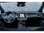 Volvo V60 T6 Plug-in hybrid AWD Essential | Google | Long Range | Adaptieve Cruise Control | Stoelverwarming Voor + Achter | Lederen Bekleding | Zwarte Hemelbekleding | Stuurverwarming | Getint Glas | Gloss Black Grill | Park Assist | 19" LM