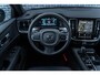 Volvo V60 T6 Plug-in hybrid AWD Essential | Google | Long Range | Adaptieve Cruise Control | Stoelverwarming Voor + Achter | Lederen Bekleding | Zwarte Hemelbekleding | Stuurverwarming | Getint Glas | Gloss Black Grill | Park Assist | 19" LM