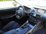 Lexus IS 300h Hybrid 223pk Business Line- Rijklaar met 12 maanden BOVAG garantie.