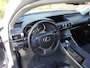 Lexus IS 300h Hybrid 223pk Business Line- Rijklaar met 12 maanden BOVAG garantie.