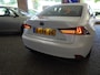 Lexus IS 300h Hybrid 223pk Business Line- Rijklaar met 12 maanden BOVAG garantie.