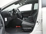 Toyota Auris 1.8 Hybrid Executive | Afn. Trekhaak | Stoelverwarming | Parkeersensoren v+a |