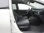 Toyota Auris 1.8 Hybrid Executive | Afn. Trekhaak | Stoelverwarming | Parkeersensoren v+a |
