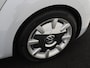 Volkswagen Beetle Cabriolet 1.2 TSI Exclusive Series | Stoelverwarming | Navigatie | 18 inch ‘Disc’ velgen | Keyless | Parkeersensoren | Climate control | Xenon verlichting |