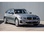 BMW 3-Serie Touring 330e xDrive | Facelift | Driving Assistant | ACC | Elek. Trekhaak | Sportstoelen