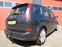 Ford C-Max Focus 1.6-16V Champion 101PK Airco Cruise LMV Terkhaak NL-Auto Hoge-Instap !!!!