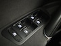 Volkswagen Golf 1.6 TDI Highline BlueMotion TREKHAAK / STOELVERW / GR NAVI / CLIMA / PDC / BLUETOOTH / CRUIS / NL-AUTO