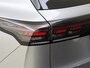 Volkswagen Tiguan 1.5 eHybrid R-Line Edition | SoH 100% | Trekhaak | Head-up display | Black style | 360 camera | Parkeerassistent | Stoel- en stuurwielverwarming | Dodehoek detectie | Keyless |