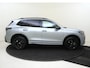 Volkswagen Tiguan 1.5 eHybrid R-Line Edition | SoH 100% | Trekhaak | Head-up display | Black style | 360 camera | Parkeerassistent | Stoel- en stuurwielverwarming | Dodehoek detectie | Keyless |