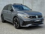 Volkswagen Tiguan 1.5TSI R-line Business+ 150pk DSG Automaat! Panoramadak|Virtual|IQ LED Plus|ACC|Lane+Side|Black Pack|20|Trekhaak