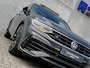 Volkswagen Tiguan 1.5TSI R-line Business+ 150pk DSG Automaat! Panoramadak|Virtual|IQ LED Plus|ACC|Lane+Side|Black Pack|20|Trekhaak