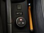 Renault Captur 0.9 TCe Edition One | Android Auto | cruise control | electronic climate control | LED koplampen | lederen bekleding | lichtmetalen velgen 17"| navigatiesysteem full map | voorstoelen verwarmd |