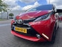 Toyota Aygo 1.0 vvt-i 72PK X-Play Bi-Tone 5-deurs(CAMERA|AIRCO|BLUETOOTH)