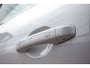Renault Captur 1.6 E-Tech Plug-in Hybrid 160 Initiale Paris | Trekhaak | Apple cp/Android auto | Camera |