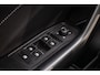 Volkswagen T-Roc 1.5 TSI R-Line Edition | Black edition | Adapt cruise | Panorama dak | 19" LM