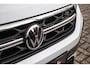 Volkswagen T-Roc 1.5 TSI R-Line Edition | Black edition | Adapt cruise | Panorama dak | 19" LM