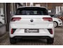 Volkswagen T-Roc 1.5 TSI R-Line Edition | Black edition | Adapt cruise | Panorama dak | 19" LM