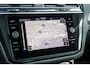 Volkswagen Tiguan 1.4 TSI eHybrid R-Line Business+ -  Wegkl. Trekhaak | Winter pack | HUD |  Dode hoeksens. | Ad. Cruise