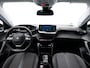 Peugeot 2008 1.2 PureTech Allure Pack Sport 130pk (ACHTERUITRIJCAMERA,APPLE CARPLAY,LM-VELGEN,NAVIGATIE,CRUISE,PDC,TOPCONDITIE)