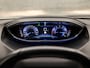 Peugeot 3008 1.2 PureTech Allure Sport Automaat 131Pk (APPLE CARPLAY, PARELMOER, GROOT NAVI, LEDER, GETINT GLAS, PARKEERSENSOREN, SPORTSTOELEN, CRUISE, LANE ASSIST, NIEUWSTAAT)