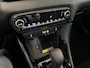 Toyota Yaris 1.5 Hybrid 130 Executive NIEUW! Direct leverbaar! Parkeersensoren voor+achter | Half lederen bekleding