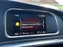 Volvo V40 1.5 T3 152PK R-Design AUTOMAAT TREKHAAK| PANORAMADAK| HARMAN/KARDON SOUND| STOELVERWARMING| CAMERA + PARKEERSENSOREN| NAVIGATIE| KEYLESS| DEALER ONDERHOUDEN| FULL LED|
