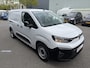 Citroën E-Berlingo 136 L2 50 kWh (Camera - Parkeersensoren V+A - Laadruimte betimmering - Navigatie - Apple Carplay - Digitale binnenspiegel - 3-zits)