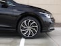 Volkswagen Golf 1.4 eHybrid Style 204PK DSG | Led Matrix | Stoel/stuurverwarming | Camera | Spiegelpakket | Side assist
