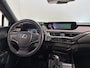 Lexus UX 300e Executive 54 kWh | Schuif-/kantel dak | HUD | | Stoel koeling/verwarming |