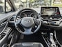 Toyota C-HR / C-HR+ 1.8 Hybrid Style Bi-Tone | Leder/Alcantara | Sensoren v/a | Andr